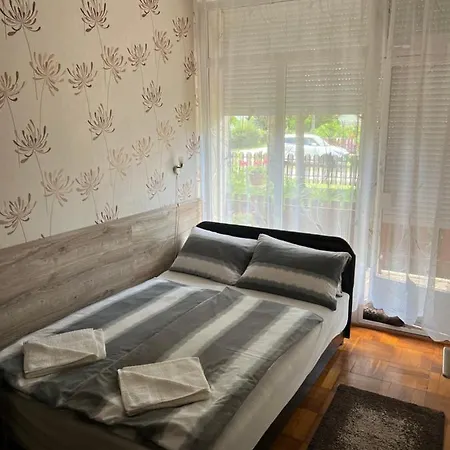 Apartment Marika Szantod